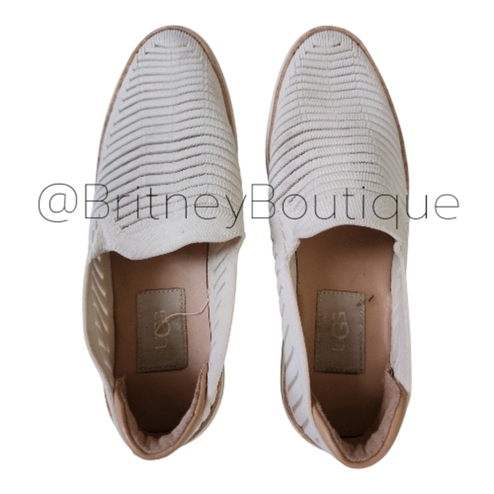 UGG Cream Textured Slip-On Loafers *Hehab* - Picture 1 of 9